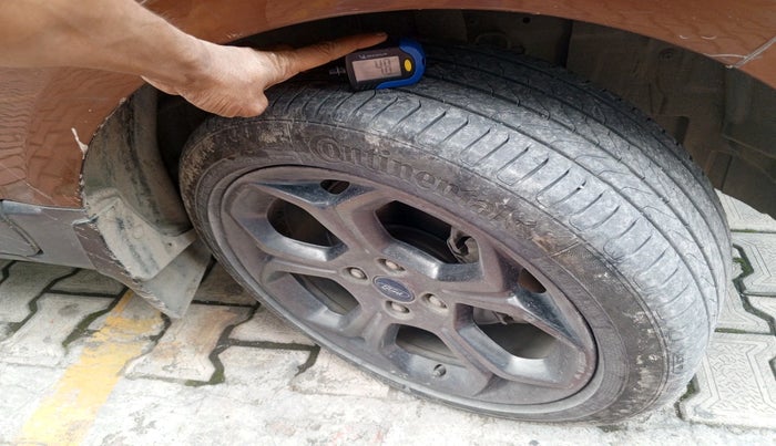 2019 Ford Ecosport TITANIUM 1.0L ECOBOOST SPORTS(SUNROOF), Petrol, Manual, 80,755 km, tyre