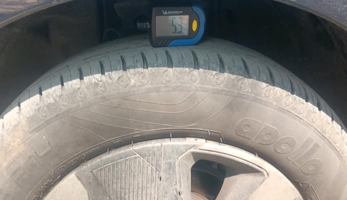 2025 Tata Tiago XTA PETROL, Petrol, Automatic, 7,749 km, tyre