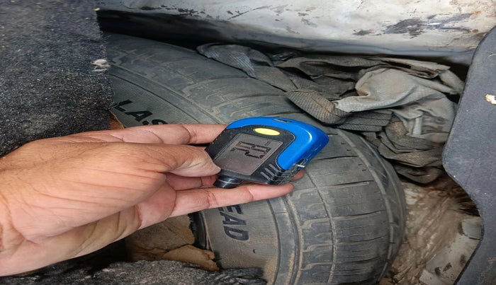 2014 Maruti Swift Dzire VDI, Diesel, Manual, 1,72,046 km, tyre