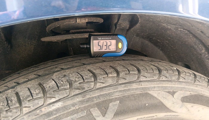 2017 Maruti Baleno DELTA PETROL 1.2, Petrol, Manual, 33,232 km, tyre