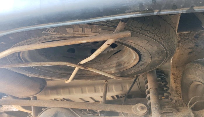 2014 Maruti Eeco 5 STR WITH A/C+HTR, Petrol, Manual, 78,463 km, tyre