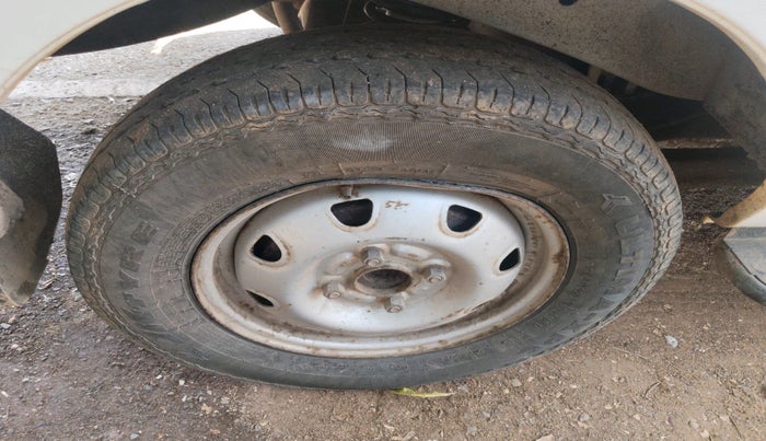 2014 Maruti Eeco 5 STR WITH A/C+HTR, Petrol, Manual, 78,463 km, tyre