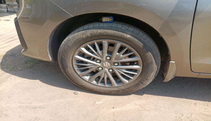 2019 Maruti Ertiga ZXI+ SHVS, Petrol, Manual, 92,361 km, tyre