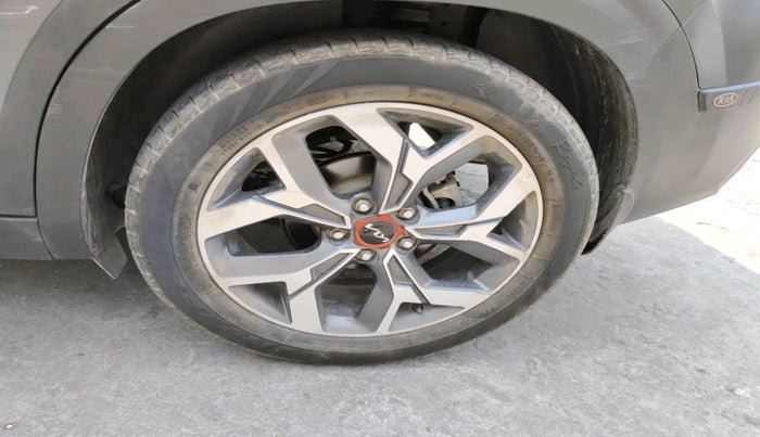 2021 KIA SELTOS X LINE 1.4 PETROL DCT, Petrol, Automatic, 39,184 km, tyre