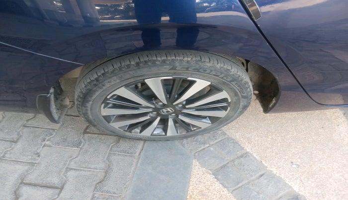 2024 Honda City 1.5L I-VTEC ZX CVT, Petrol, Automatic, 44,896 km, tyre