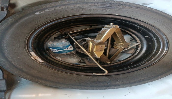 2022 KIA SONET HTK PLUS 1.2, Petrol, Manual, 47,110 km, tyre