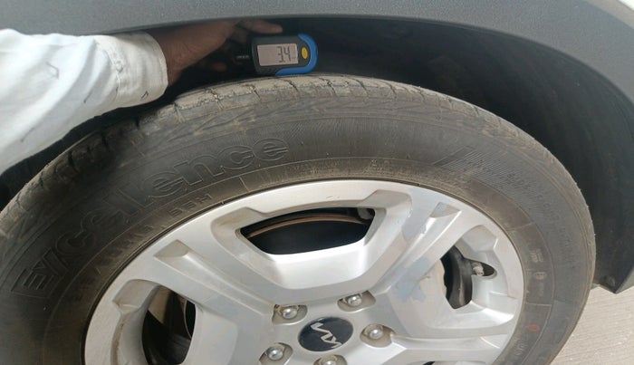 2022 KIA SONET HTK PLUS 1.2, Petrol, Manual, 47,110 km, tyre