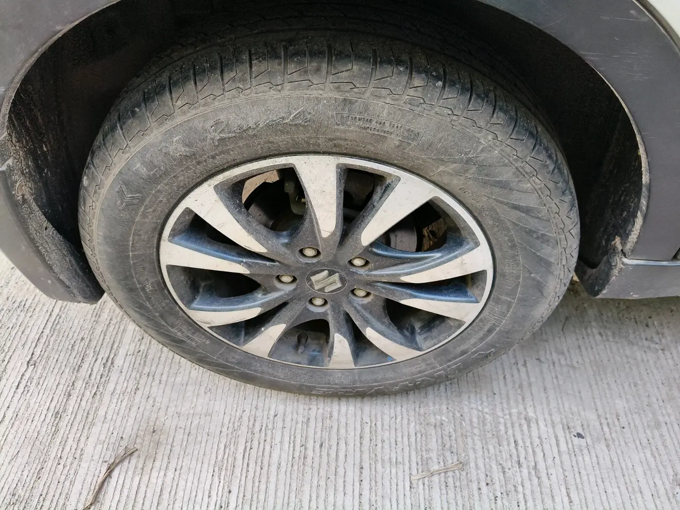 2018 Maruti S Cross DELTA 1.3, Diesel, Manual, 1,44,357 km, tyre