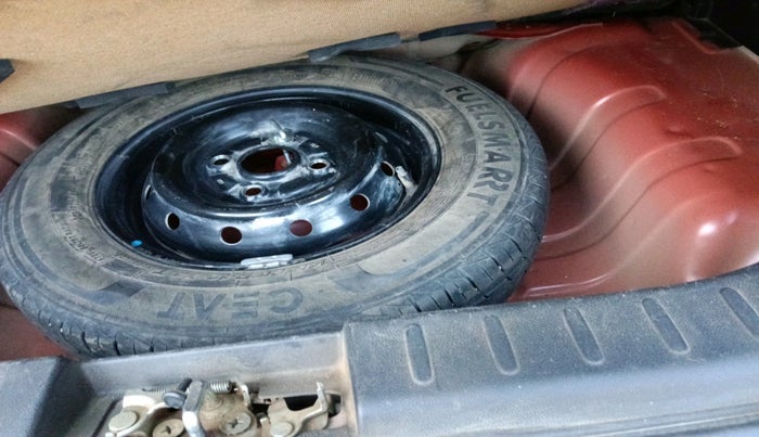 2021 Maruti Alto VXI PLUS, Petrol, Manual, 30,885 km, tyre