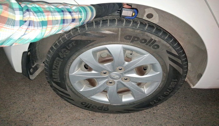 2015 Hyundai Elite i20 MAGNA 1.2, CNG, Manual, 1,40,934 km, tyre