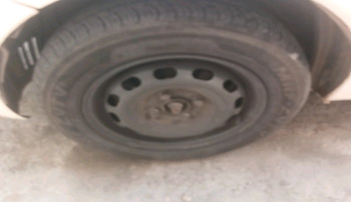 2012 Ford Figo EXI 1.4 DIESEL, Diesel, Manual, 69,810 km, tyre