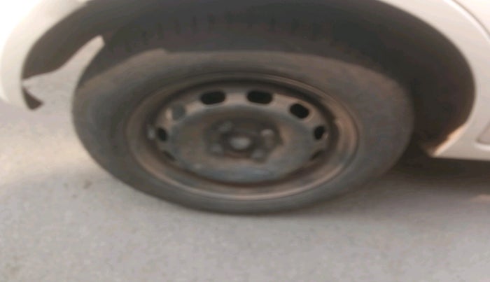 2012 Ford Figo EXI 1.4 DIESEL, Diesel, Manual, 69,810 km, tyre