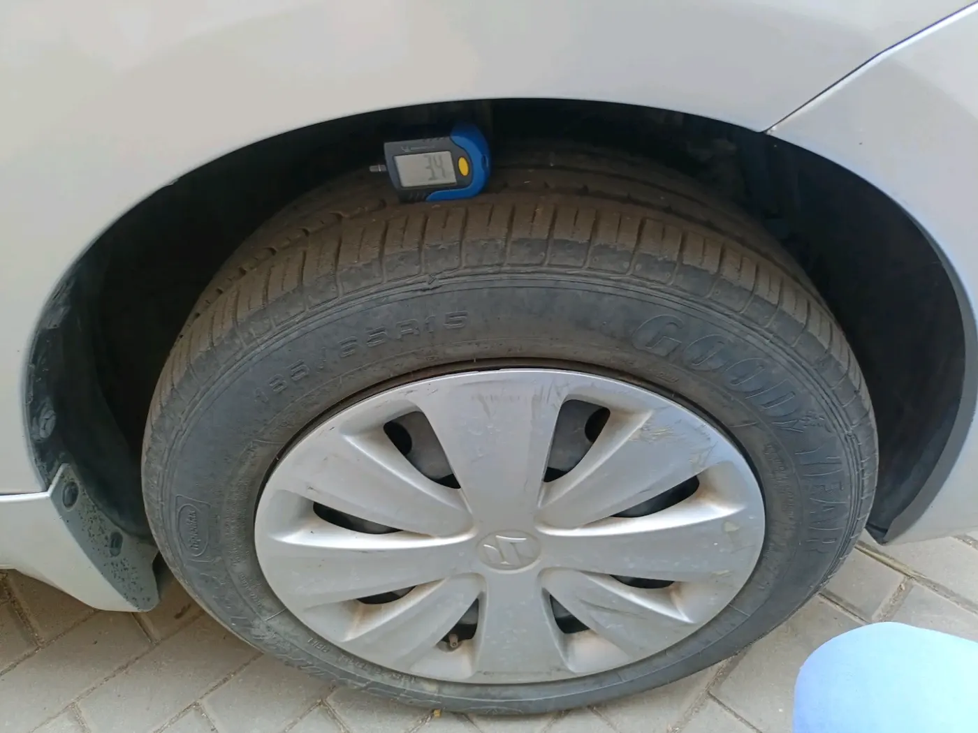 2016 Maruti Ertiga VDI SHVS, Diesel, Manual, 64,497 km, tyre