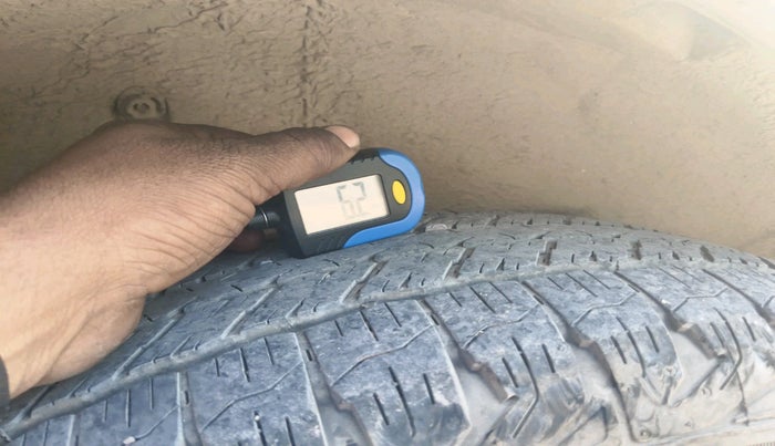 2016 Mahindra XUV500 W6 AT 1.99, Diesel, Automatic, 1,25,678 km, tyre