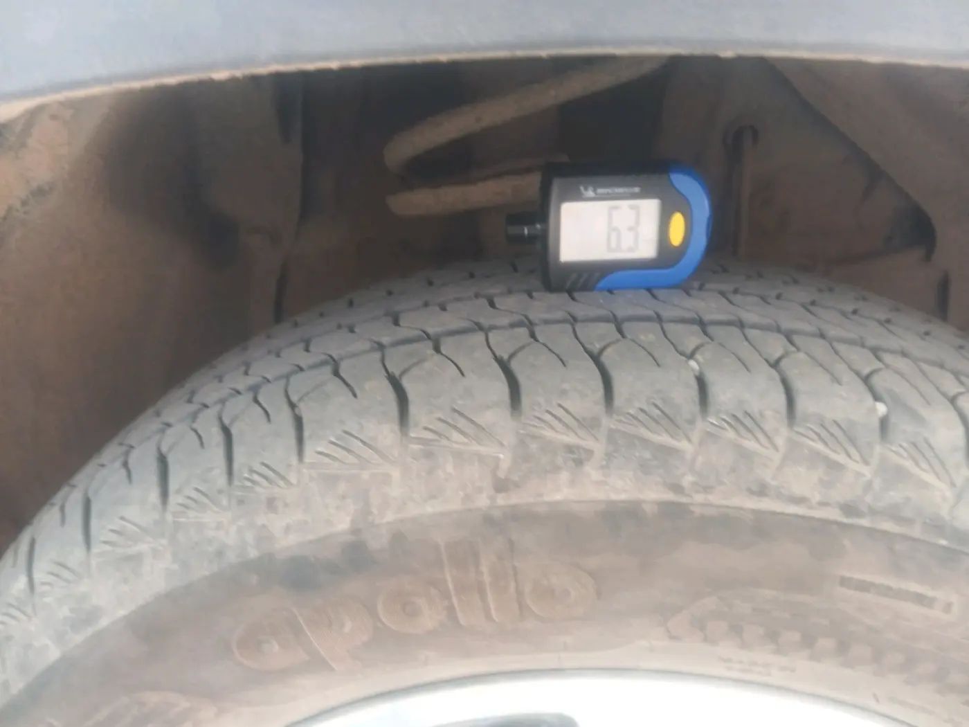 2025 Maruti Grand Vitara DELTA SMART HYBRID AT, Petrol, Automatic, 14,736 km, tyre