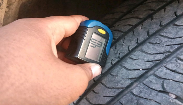 2023 Maruti Grand Vitara SIGMA SMART HYBRID, Petrol, Manual, 29,481 km, tyre