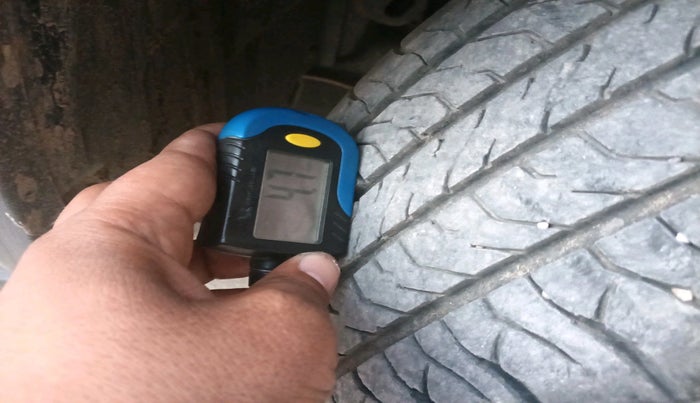 2023 Maruti Grand Vitara SIGMA SMART HYBRID, Petrol, Manual, 29,481 km, tyre