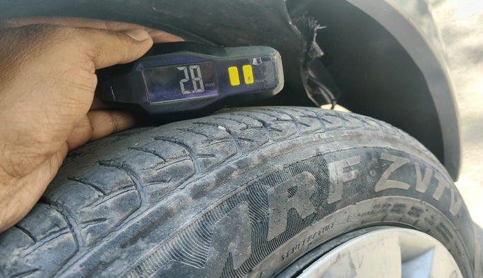 2017 Maruti Baleno DELTA CVT PETROL 1.2, Petrol, Automatic, 52,029 km, tyre