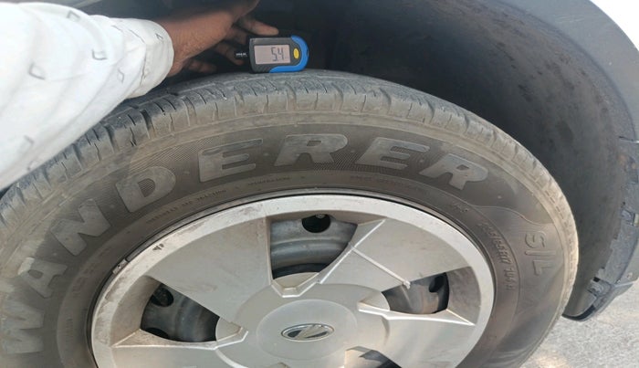 2018 Mahindra XUV500 W6, Diesel, Manual, 1,82,712 km, tyre