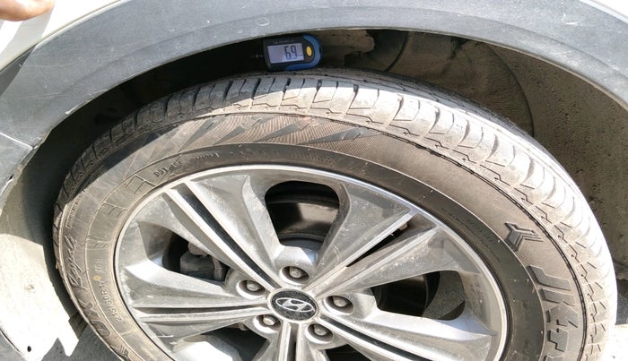 2016 Hyundai Creta SX PLUS AT 1.6 PETROL, Petrol, Automatic, 80,734 km, tyre