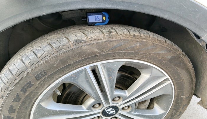 2016 Hyundai Creta SX PLUS AT 1.6 PETROL, Petrol, Automatic, 80,734 km, tyre