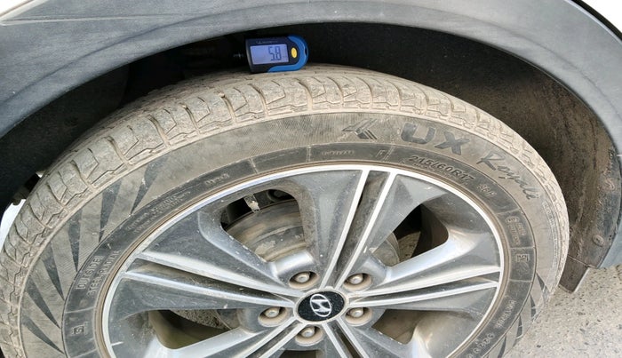 2016 Hyundai Creta SX PLUS AT 1.6 PETROL, Petrol, Automatic, 80,734 km, tyre