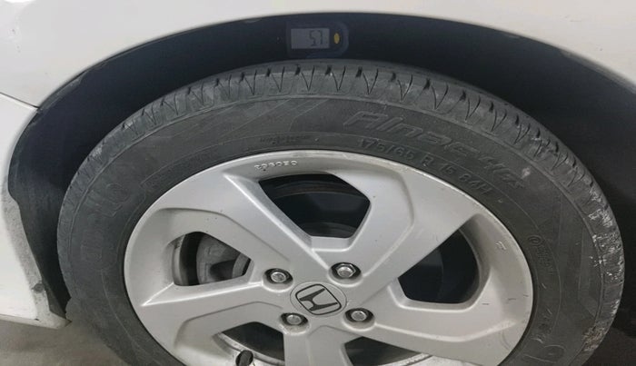 2016 Honda City 1.5L I-DTEC V, Diesel, Manual, 60,891 km, tyre