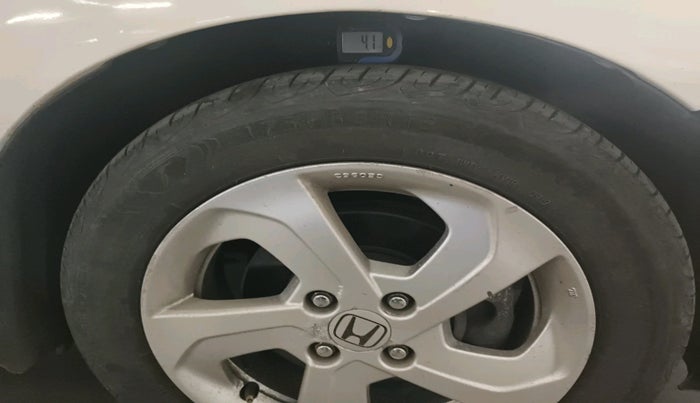 2016 Honda City 1.5L I-DTEC V, Diesel, Manual, 60,891 km, tyre