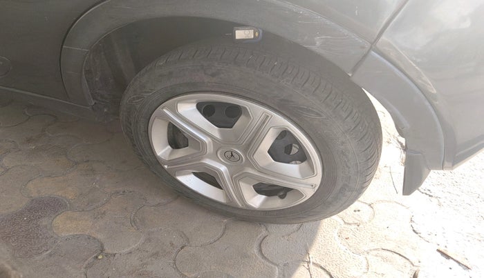 2019 Tata NEXON XM PETROL, Petrol, Manual, 61,576 km, tyre