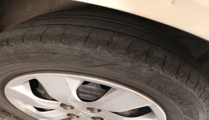 2014 Honda Mobilio 1.5L I-DTEC S, Diesel, Manual, 91,062 km, tyre