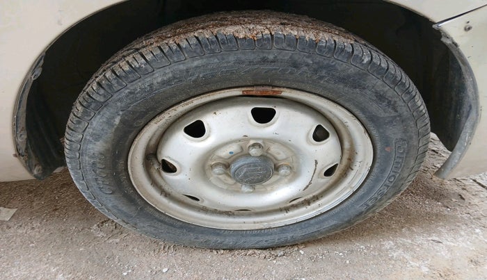 2011 Maruti Zen Estilo LXI, Petrol, Manual, 48,734 km, tyre