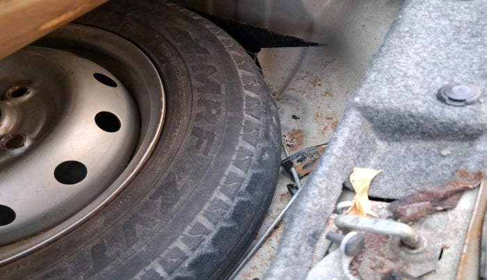 2011 Maruti Alto LXI, Petrol, Manual, 51,230 km, tyre