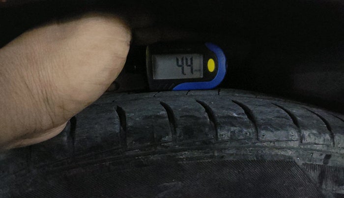 2019 Hyundai NEW SANTRO SPORTZ AMT, Petrol, Automatic, 40,736 km, tyre