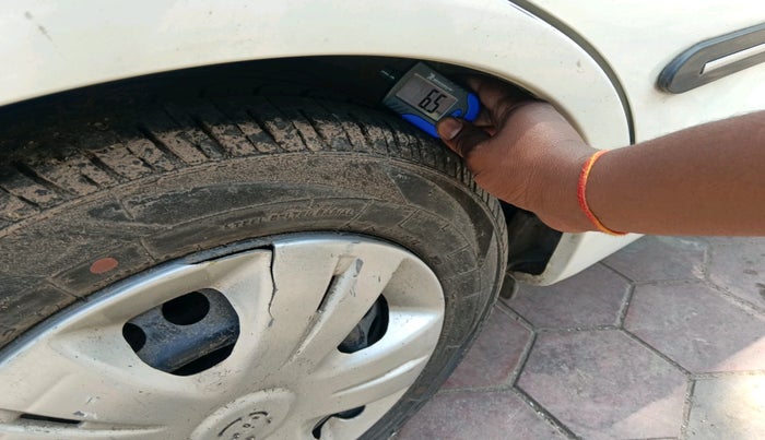 2015 Honda Amaze 1.2L I-VTEC S, Petrol, Manual, 39,358 km, tyre