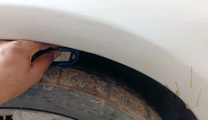 2011 Hyundai Verna FLUIDIC 1.6 CRDI SX, Diesel, Manual, 1,84,572 km, tyre