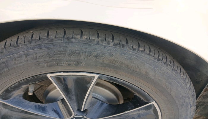 2009 Honda City 1.5L I-VTEC S AT, Petrol, Automatic, 1,41,194 km, tyre