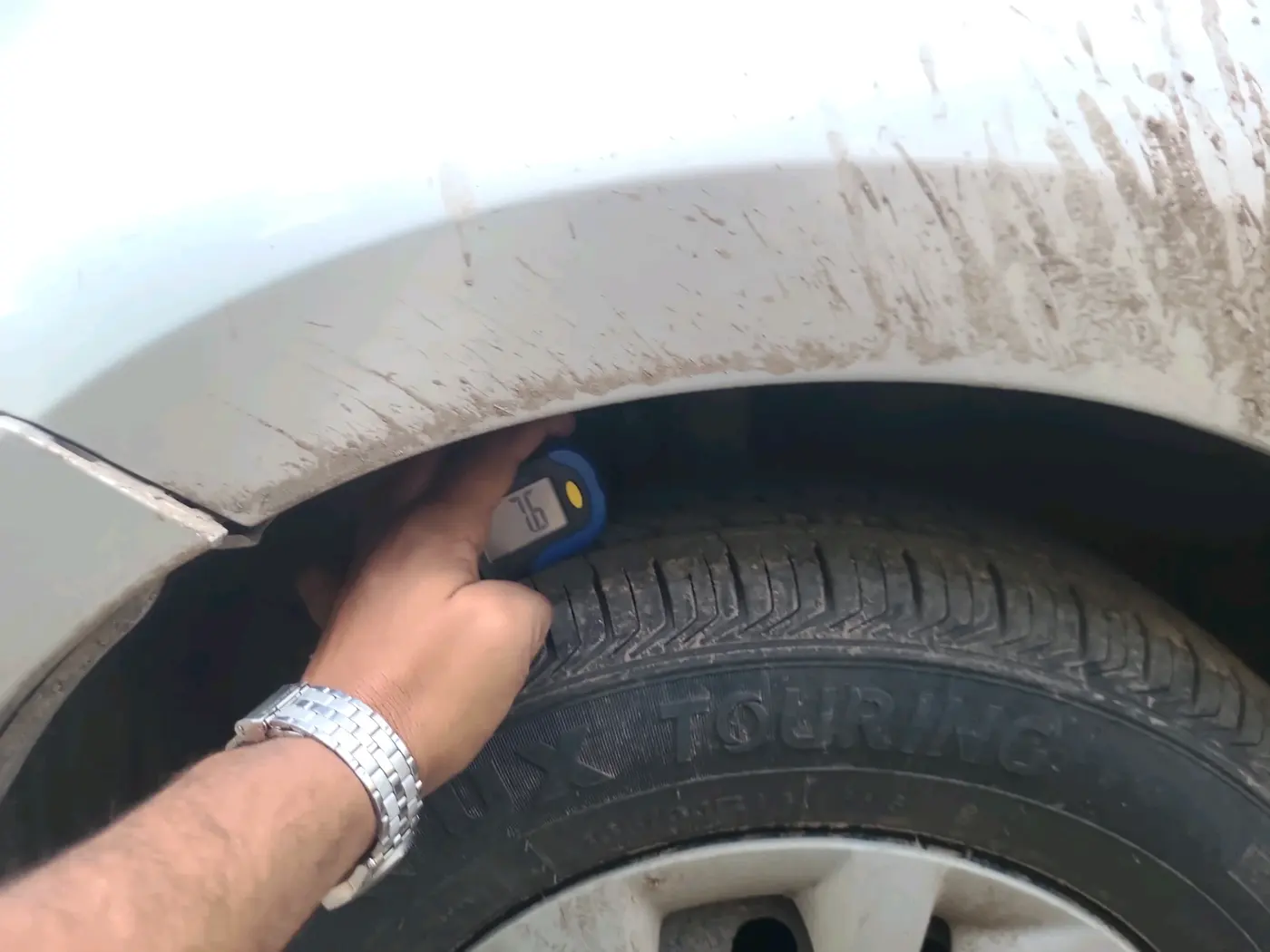 2021 Maruti Swift VXI, Petrol, Manual, 98,590 km, tyre
