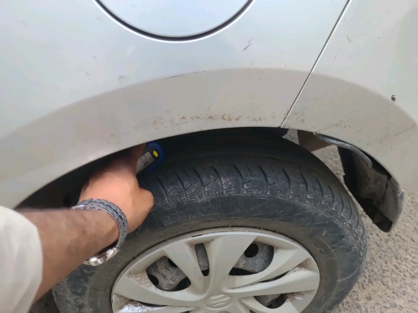 2021 Maruti Swift VXI, Petrol, Manual, 98,590 km, tyre