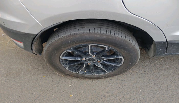 2018 Ford Ecosport TREND 1.5L DIESEL, Diesel, Manual, 1,24,349 km, tyre