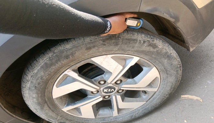 2020 KIA SONET HTX PLUS 1.0 IMT, Petrol, Manual, 89,518 km, tyre