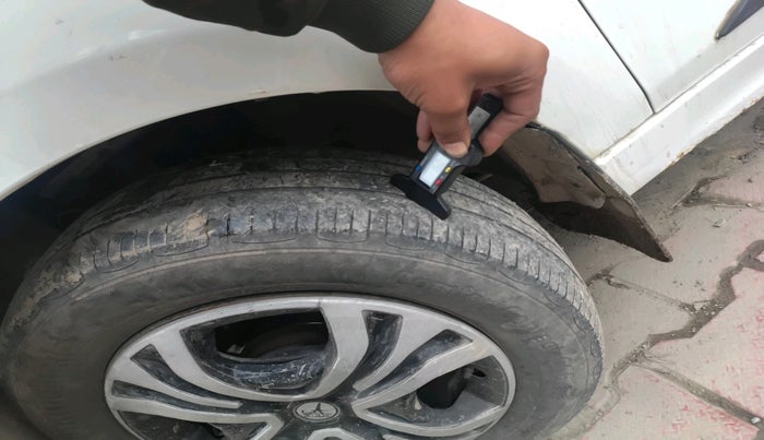 2022 Tata Tiago XT CNG, CNG, Manual, 81,840 km, tyre