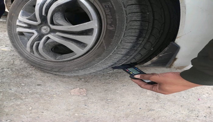 2022 Tata Tiago XT CNG, CNG, Manual, 81,840 km, tyre