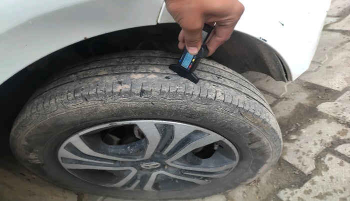 2022 Tata Tiago XT CNG, CNG, Manual, 81,840 km, tyre