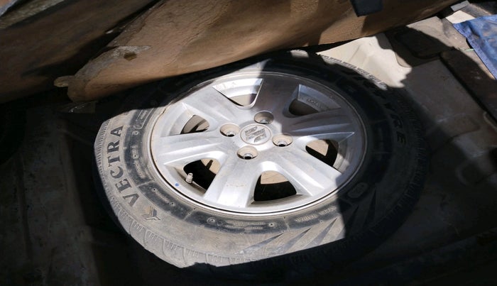 2011 Maruti Swift Dzire ZDI, Diesel, Manual, 1,17,668 km, tyre