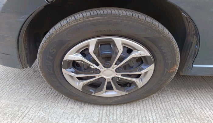 2010 Maruti A Star VXI, CNG, Manual, 1,29,321 km, tyre