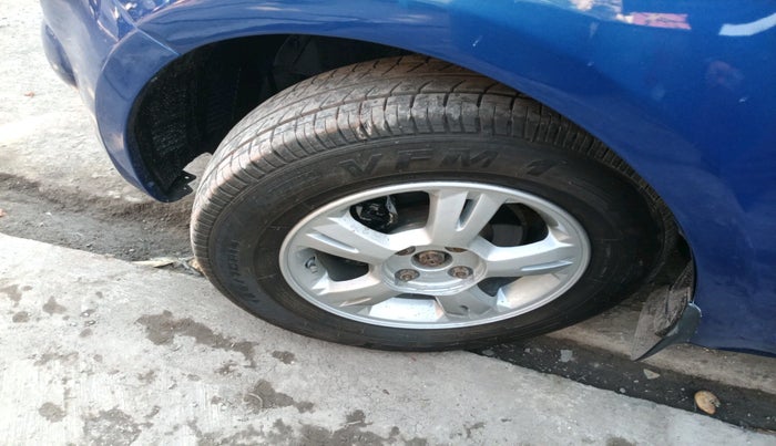 2011 Hyundai i20 ASTA 1.2, Petrol, Manual, 94,342 km, tyre