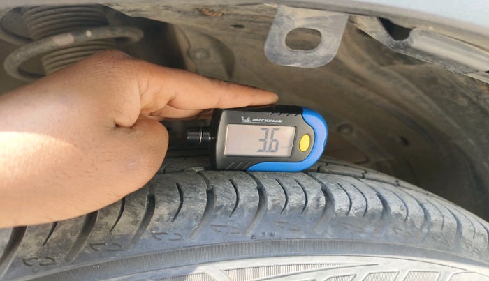 2024 Maruti XL6 ZETA MT, Petrol, Manual, 11,274 km, tyre