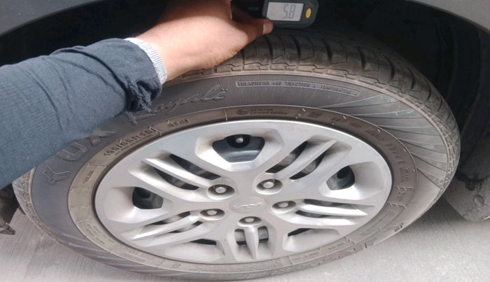 2025 KIA CARENS Premium (O) 1.5 Petrol 7 STR, Petrol, Manual, 9,165 km, tyre