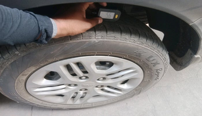 2025 KIA CARENS Premium (O) 1.5 Petrol 7 STR, Petrol, Manual, 9,165 km, tyre