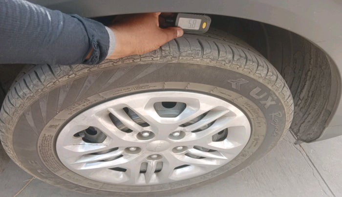 2025 KIA CARENS Premium (O) 1.5 Petrol 7 STR, Petrol, Manual, 9,165 km, tyre